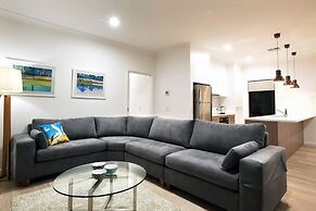 Boats And Bedzzz & Renmark River Villas