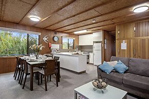 Boats And Bedzzz & Renmark River Villas