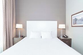 Sandman Hotel Abbotsford Airport