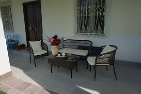 La Casa Blu Bed & Breakfast