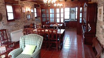 Trisqueles y Buganvillas