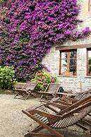 Trisqueles y Buganvillas