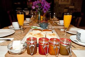 Trisqueles y Buganvillas