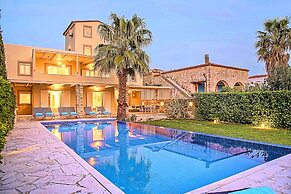 Cretan Mansion with Heated Swimming Pool