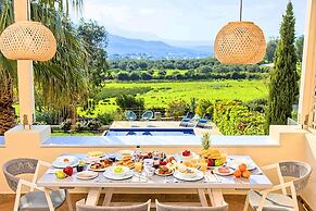 Cretan Mansion with Heated Swimming Pool