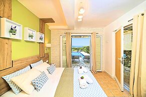 Cretan Mansion with Heated Swimming Pool