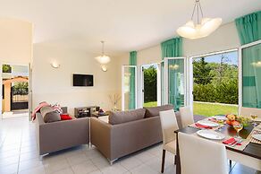 Seven Springs Villas