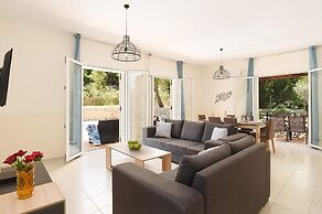 Seven Springs Villas