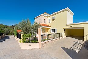 Seven Springs Villas