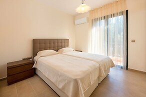 Seven Springs Villas