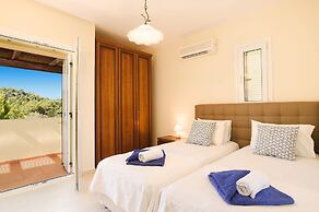 Seven Springs Villas