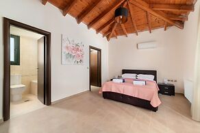 Seven Springs Villas