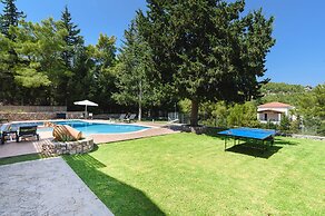 Seven Springs Villas