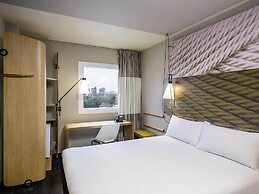 Ibis Fortaleza Centro De Eventos