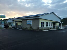 Lake Inn and Restaurant