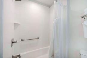 Best Western Plus Gardena Inn & Suites