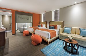 Nickelodeon Hotels & Resorts Punta Cana, Gourmet All Inclusive by Kari