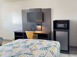 Motel 6 Dyersburg, TN