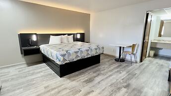 Motel 6 Dyersburg, TN