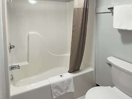 Motel 6 Dyersburg, TN