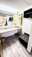 Motel 6 Dyersburg, TN