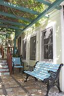 La Paloma Las Flores