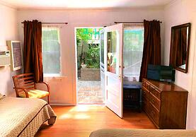 La Paloma Las Flores