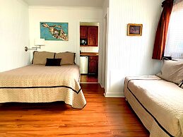 La Paloma Las Flores