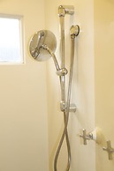 La Paloma Las Flores