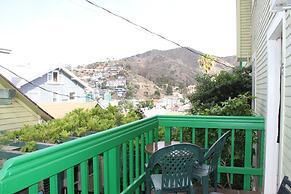 La Paloma Las Flores