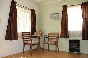 La Paloma Las Flores