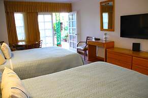 La Paloma Las Flores