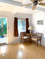 La Paloma Las Flores