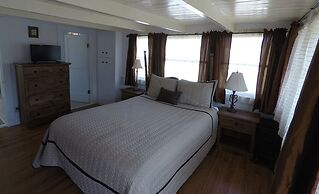 La Paloma Las Flores