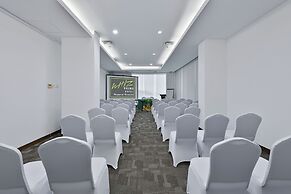 Whiz Prime Hotel Megamas Manado