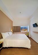 Whiz Prime Hotel Megamas Manado