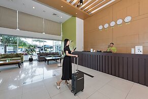 Whiz Prime Hotel Megamas Manado