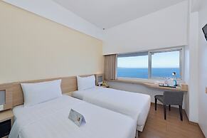 Whiz Prime Hotel Megamas Manado