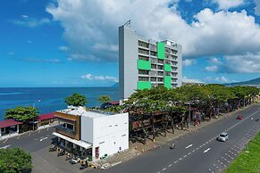 Whiz Prime Hotel Megamas Manado