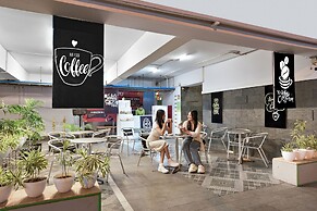 Whiz Prime Hotel Megamas Manado