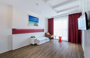 Aimi Jeju Beach Hotel