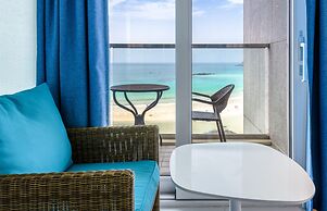 Aimi Jeju Beach Hotel