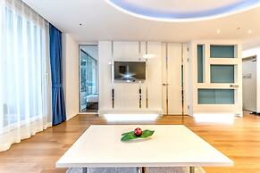 Aimi Jeju Beach Hotel