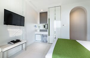 Aimi Jeju Beach Hotel