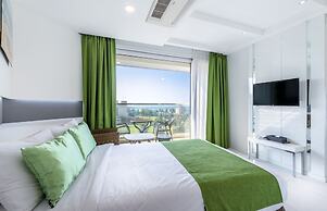 Aimi Jeju Beach Hotel