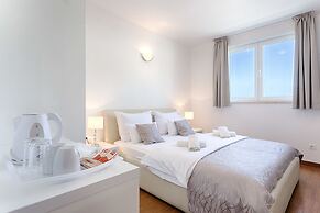 Adriatic Queen Rooms & Apartments