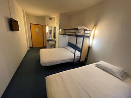 Kyriad Direct Montauban Centre