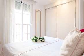 Holidays2Malaga Juan de Mena Apartments