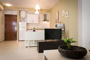 Holidays2Malaga Juan de Mena Apartments