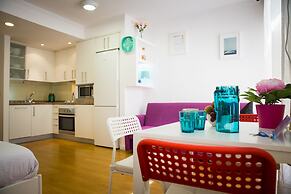 Holidays2Malaga Juan de Mena Apartments